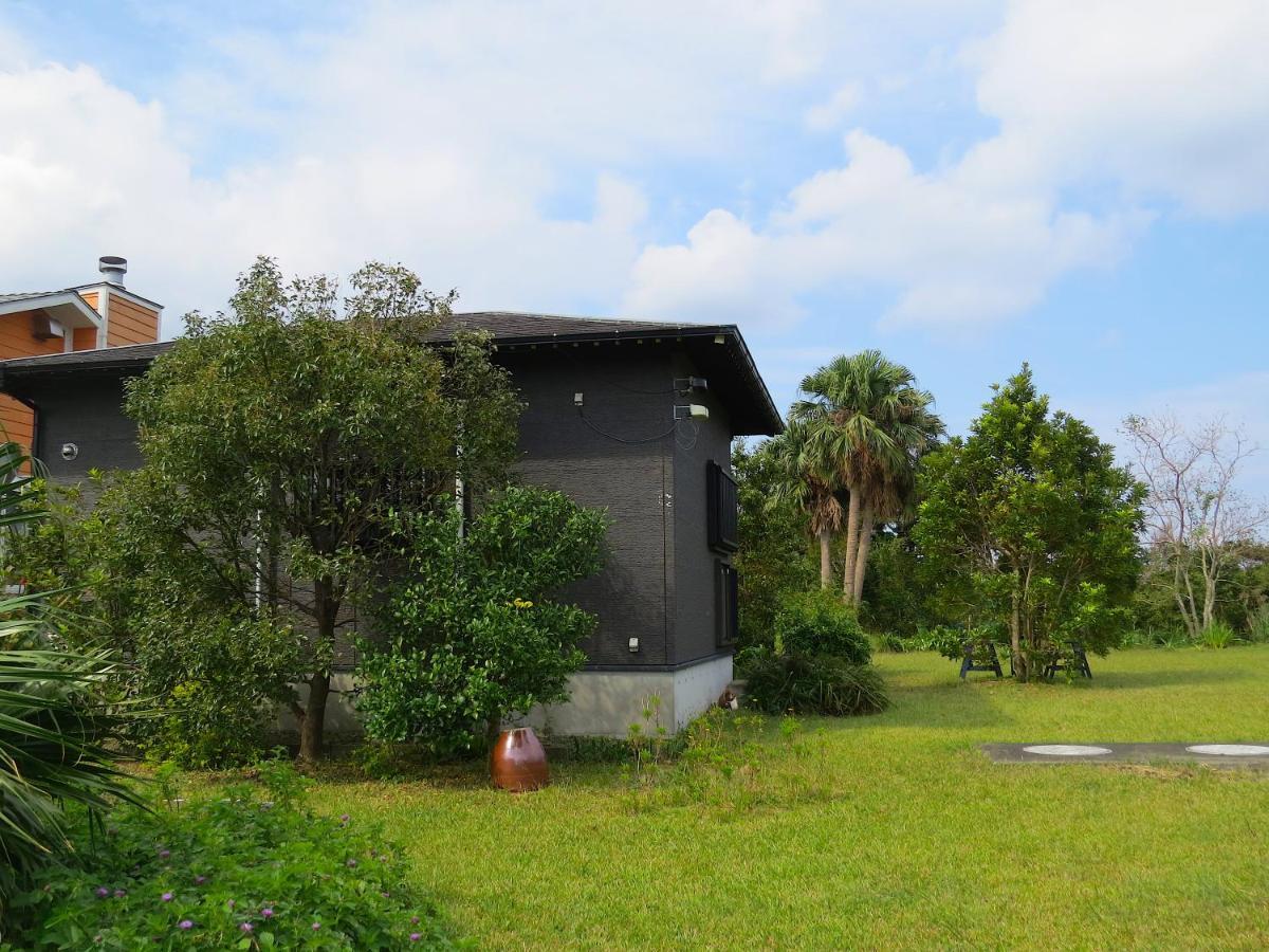 Cottage Orange House Yakushima Yakushima  Exterior foto