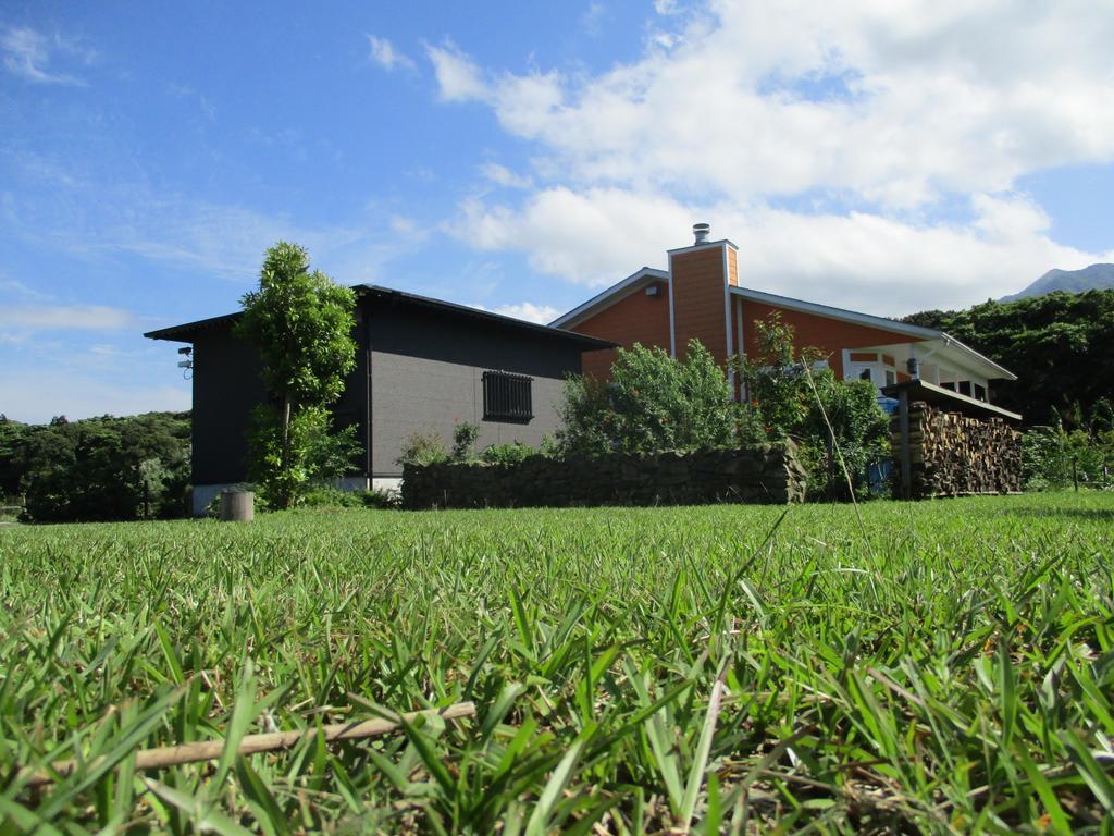 Cottage Orange House Yakushima Yakushima  Exterior foto